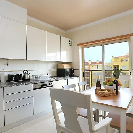 Henri's - Patio Do Convento 아파트