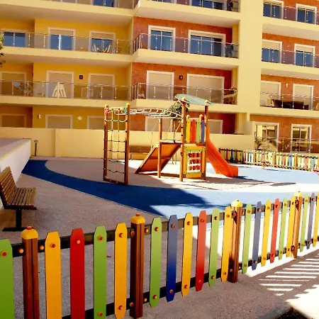 Henri's - Patio Do Convento شقة *