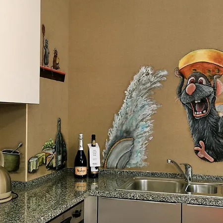 Henri's - Patio Do Convento Λάγος