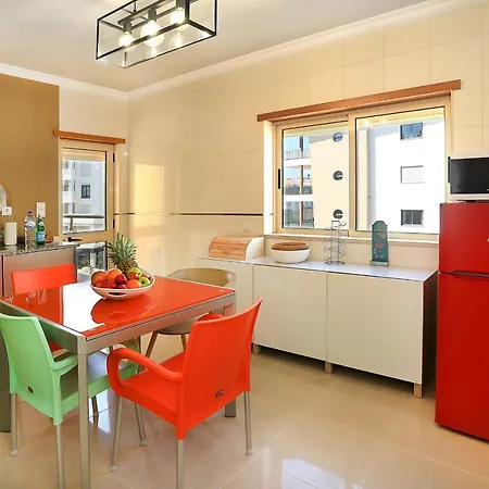 Henri's - Patio Do Convento Διαμέρισμα *