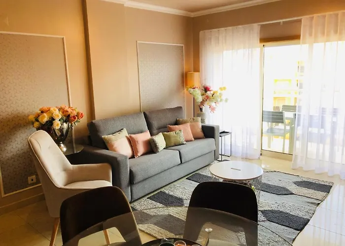 Henri's - Patio Do Convento Lägenhet