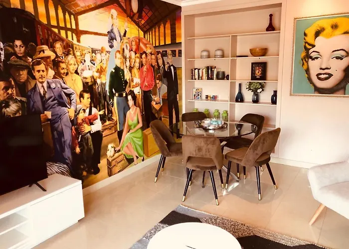 Henri's - Patio Do Convento *