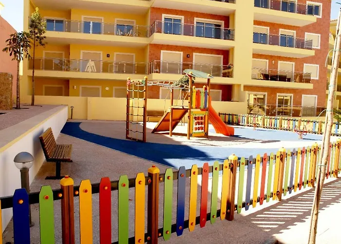 Henri's - Patio Do Convento Lägenhet *