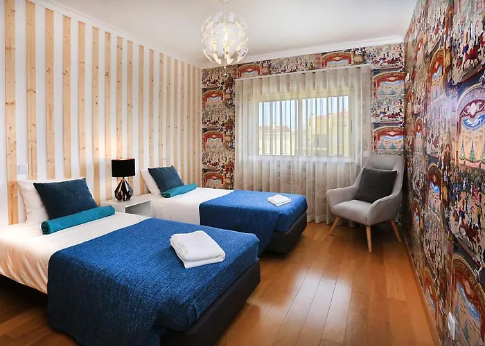 Henri's - Patio Do Convento Lagos