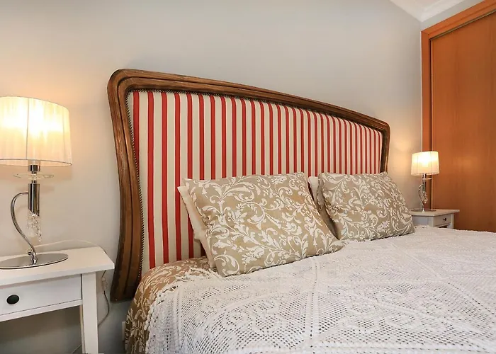 Henri's - Patio Do Convento Lagos