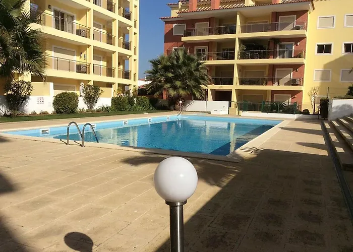 Apartment Henri's - Patio Do Convento *
